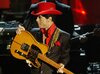 Prince-Rock-Roll-Hall-Of-Fame-While-My-Guitar-Gently-Weeps.jpg
